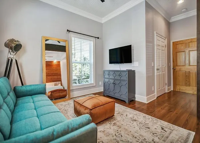 The Bluffton Village Home - 5 Bedroom In Old Town W Carriage Home