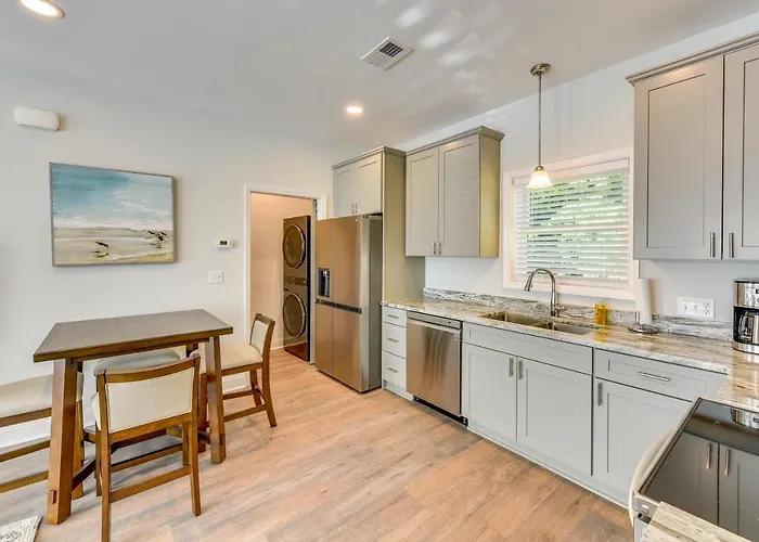 < 1/2 Mi To Old Town: Cozy Bluffton Getaway