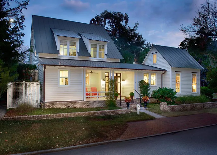 3 Bedroom Wilson Village Home 19
